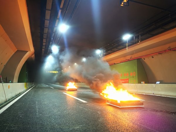 小散配资 10余年持续攻关，为长大隧道配一个智能“消防员”